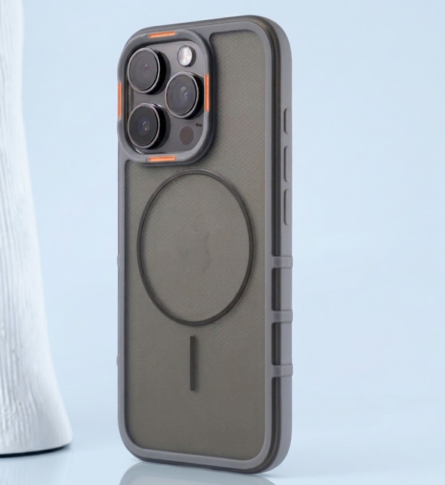  A strong and elegant protective case with magnetic charging, shock-resistant, anti-fingerprint, with elegant transparency and a prominent frame in a chic color to protect the camera and screen, compatible with iPhone 13 Pro Max. 