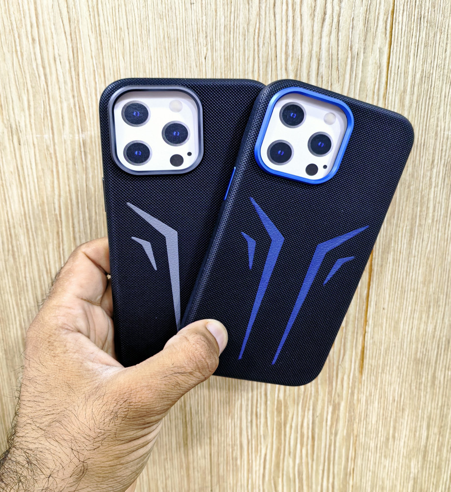  *MagSafe carbon protective case for iPhone 14 Pro Max* 