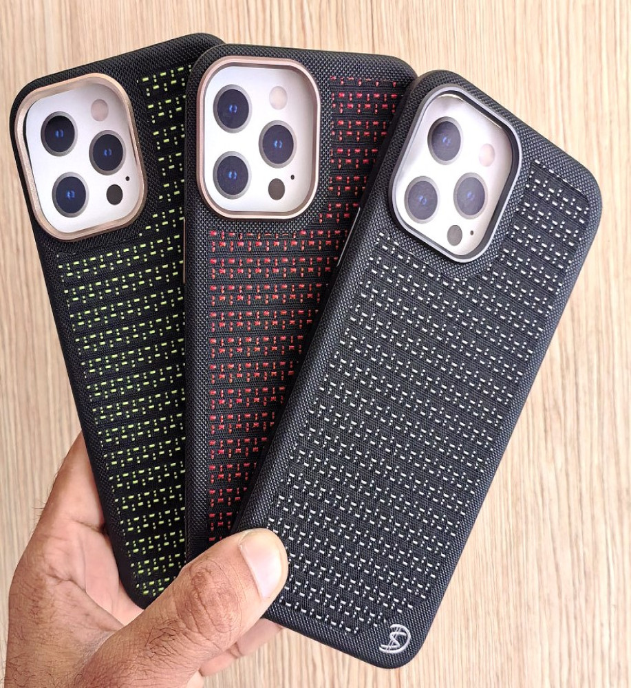  iPhone 13 Pro Max Carbon Fiber MagSafe Case – Protective and Stylish. 