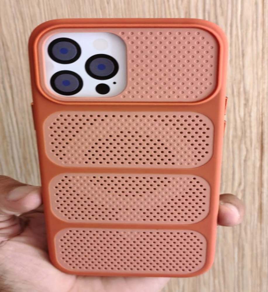  iPhone 13 Pro Max Carbon Fiber MagSafe Case – Protective and Stylish. 