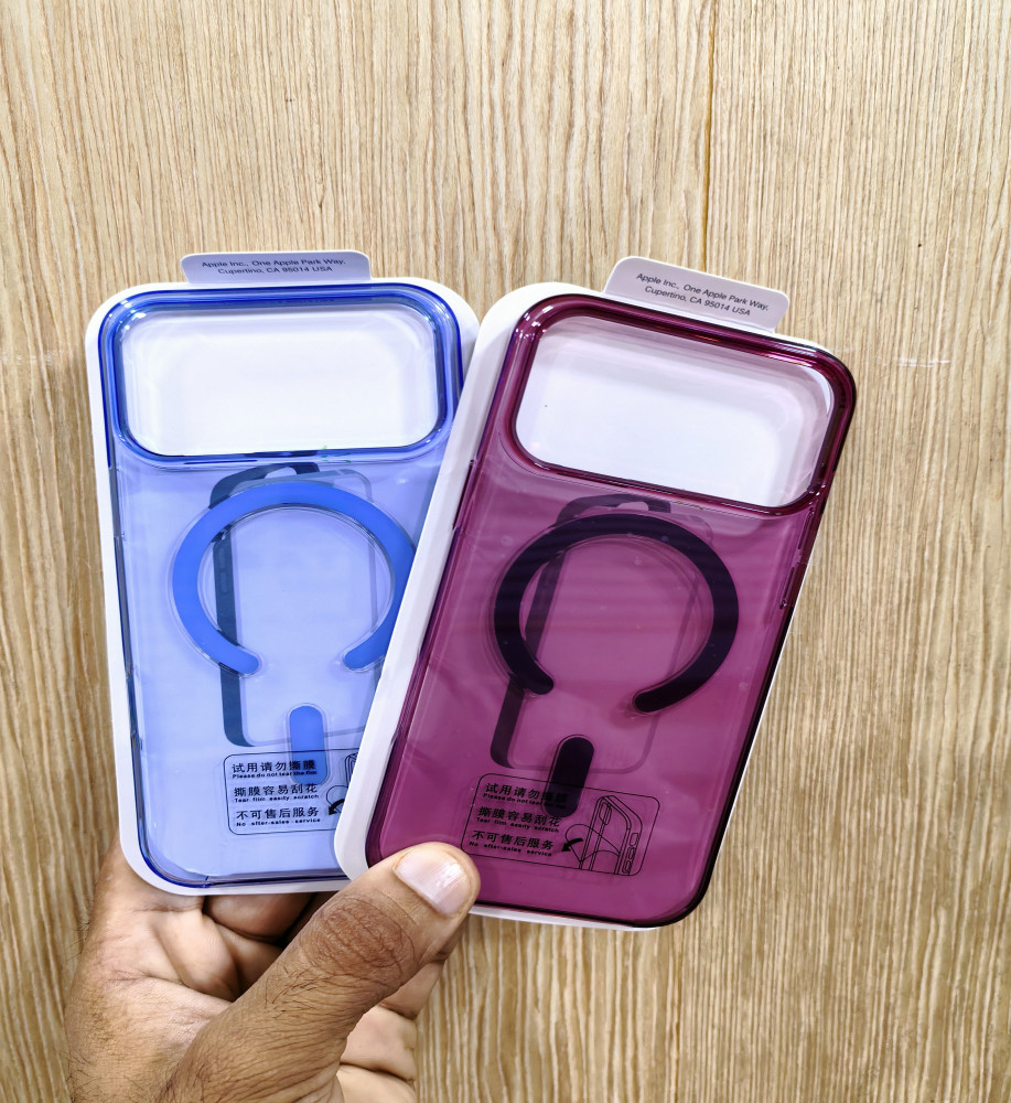  *Transparent tinted MagSafe AC case for iPhone 17 Pro Max* 