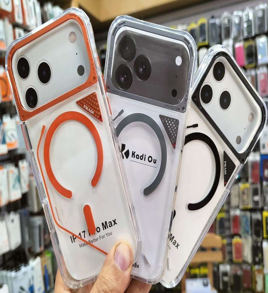  Transparent, shock-resistant, and anti-slip MagSafe-compatible case for iPhone 17 Pro Max, featuring a geometric heat-dissipating design. 