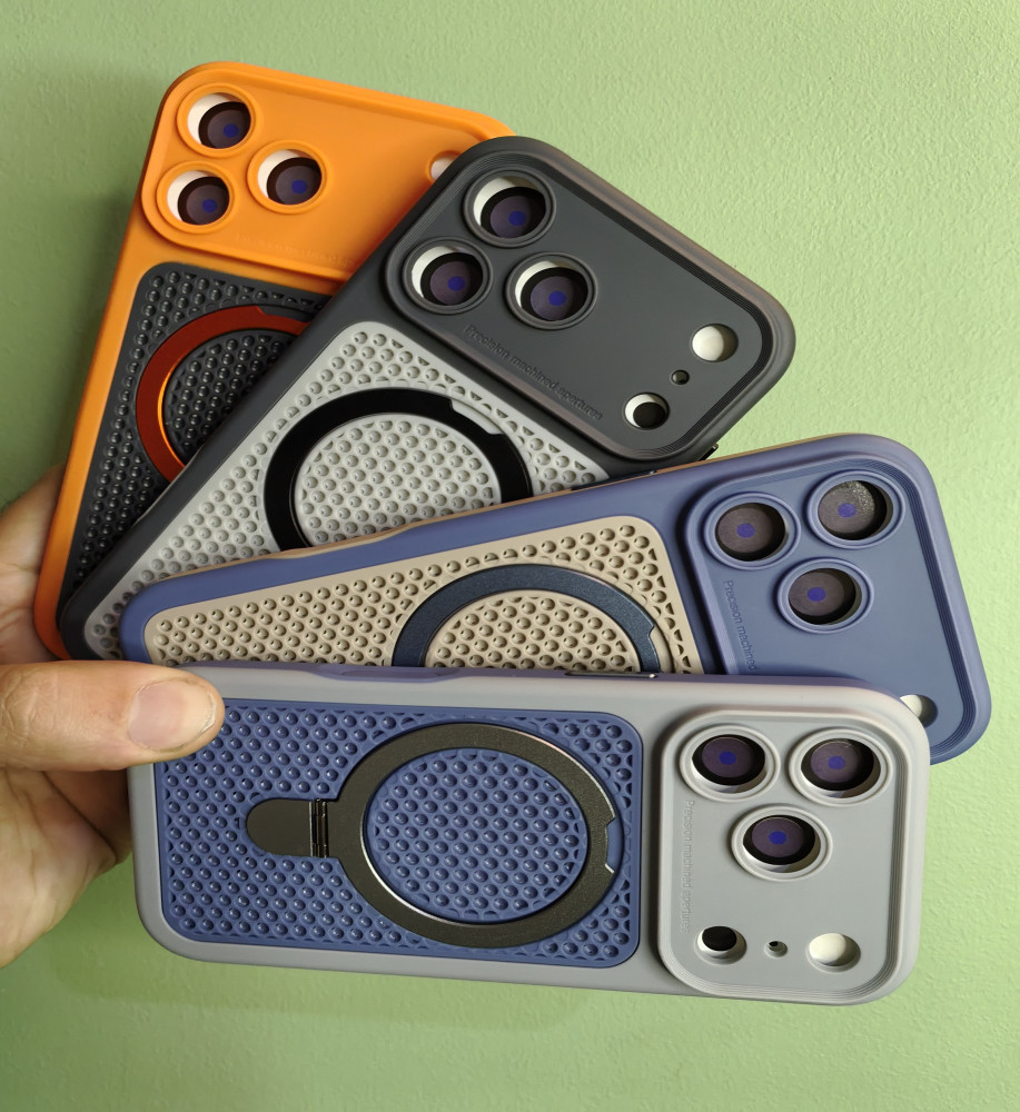  iPhone 17 Pro Max Silicone Mesh Case with Metal Stand 