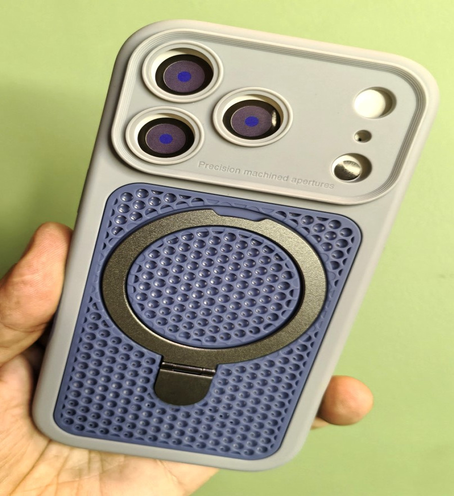  iPhone 18 Pro Max Silicone Mesh Case with Metal Stand 
